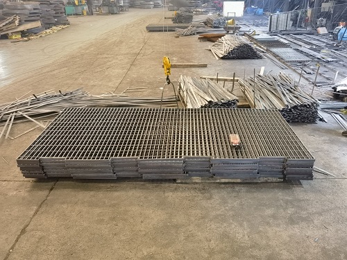 異形鋼格板鋼格柵:美觀大方、安全、耐用、環(huán)保