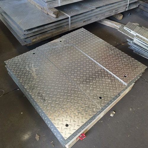 化工廠鍍鋅復合鋼格柵鋼格板的抗壓表現