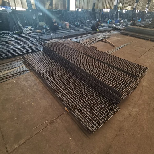 為什么說鋼格柵是工程建設的 “全能選手”？