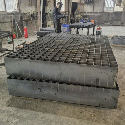 鋼格柵板型號(hào)怎么選？一篇講透